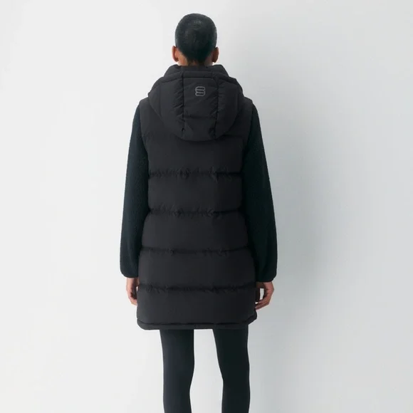 NWT Aritzia The Super Puff™ Mid Vest - cliMATTE™ - Picture 10 of 10